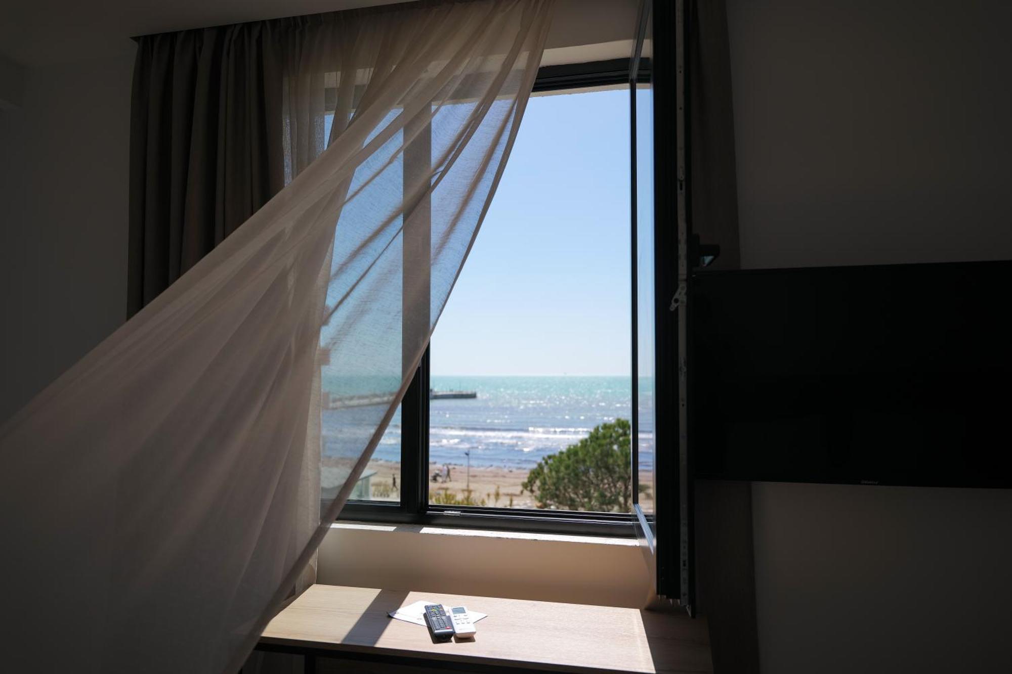 Afa Hotel Durrës 外观 照片